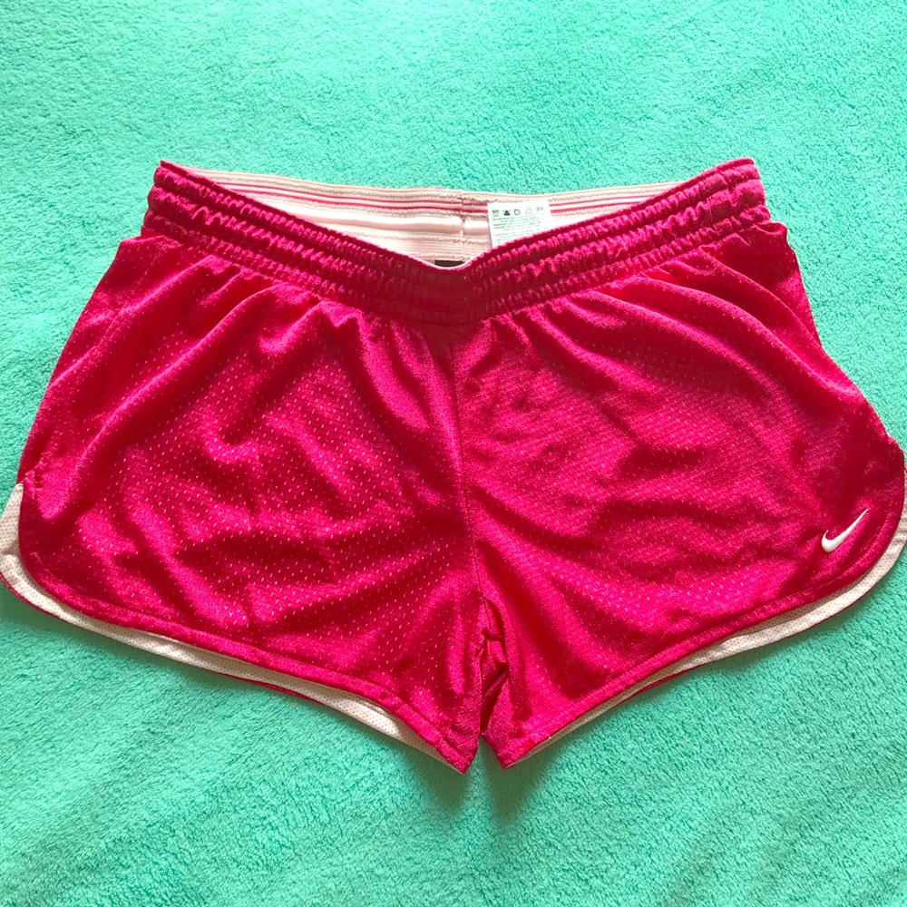 🎄Like New NIKE DRI-FIT Running Shorts Women’s🎄